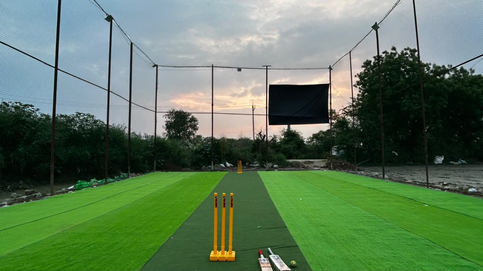 Box Cricket Turf in Faridabad — HYH Playzone